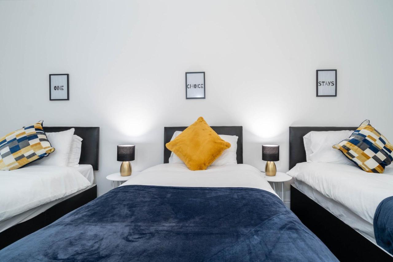 Three Bedroom Apartment- One Choice Stays Serviced Accommodation- Jewellery Quarter برمنغهام المظهر الخارجي الصورة